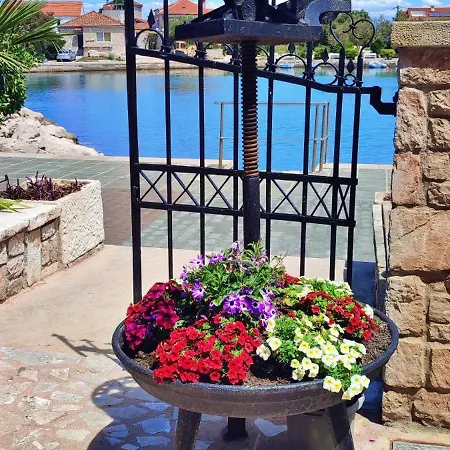 شقة Sea Garden Grilov *