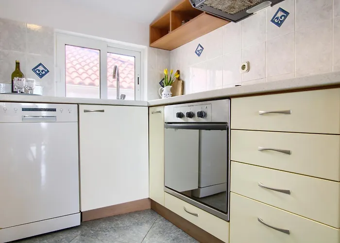 Sea Garden Grilov شقة Poljana (Ugljan)